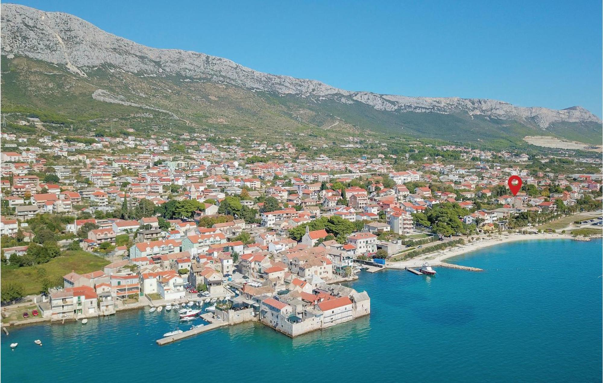 1 Bedroom Stunning Apartment In Kastel Gomilica คาชเตลา ภายนอก รูปภาพ